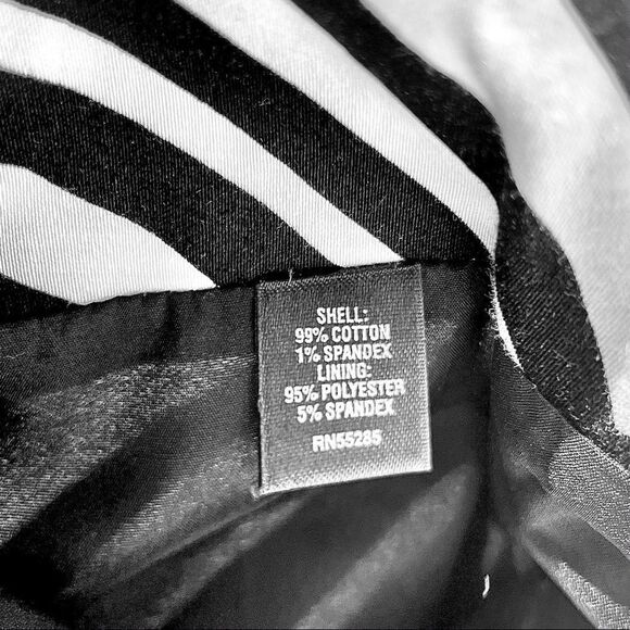 Express Black & White Print Mini Skirt - Picture 7 of 8